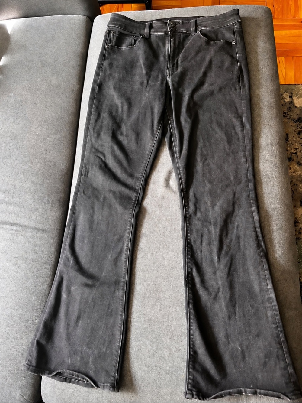 American Eagle High Rise Artist Flare Jeans Black Size 12 Regular